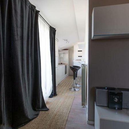 Il Nido Apartment Терни Екстериор снимка